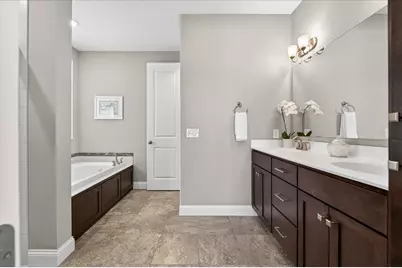 15623 Eddington Way, Apple Valley, MN 55124 - Photo 10