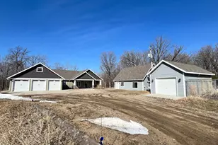 26088 Broadway Ave, Detroit Lakes, MN 56501 - Photo 2