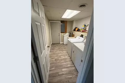 412 E Hamilton Avenue, Baudette, MN 56623 - Photo 8