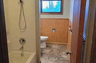 412 E Hamilton Ave, Baudette, MN 56623 - Photo 10