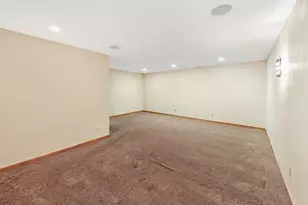 5259 Humboldt Ave N, Minneapolis, MN 55430 - Photo 30