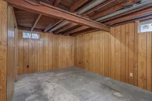 607 Saint Johns Ave, Red Lake Falls, MN 56750 - Photo 16