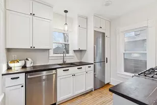 2415 23rd Ave S, Minneapolis, MN 55404 - Photo 16