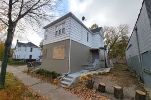 9 E 37th St, Minneapolis, MN 55409 - Photo 2