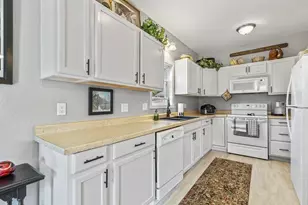220 Fremont St S, Lake Benton, MN 56149 - Photo 24