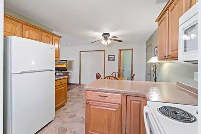 7570 15th Street Lane N, Oakdale, MN 55128 - Photo 6