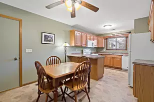 7570 15th Street Ln N, Oakdale, MN 55128 - Photo 4