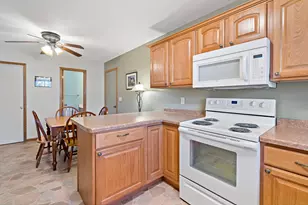 7570 15th Street Ln N, Oakdale, MN 55128 - Photo 6