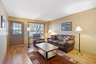 7570 15th Street Ln N, Oakdale, MN 55128 - Photo 10