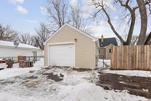 5113 Bryant Ave N, Minneapolis, MN 55430 - Photo 22