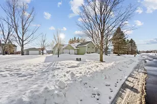 6010 Prairie Rose Dr, Saint Cloud, MN 56303 - Photo 2