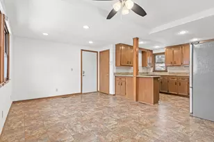 11216 Harrison Ave S, Bloomington, MN 55437 - Photo 6