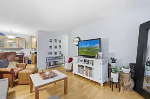 520 Ridgewood Ave, Minneapolis, MN 55403 - Photo 6