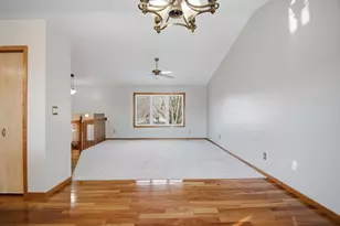 2305 13th St SW, Austin, MN 55912 - Photo 8