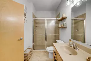 2565 Franklin Ave, Saint Paul, MN 55114 - Photo 22