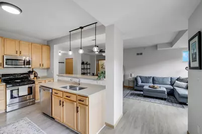 2565 Franklin Avenue #207, Saint Paul, MN 55114 - Photo 14