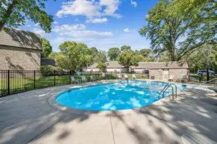 10234 Berkshire Rd, Bloomington, MN 55437 - Photo 26