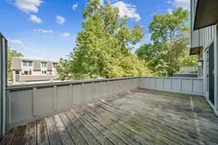 10234 Berkshire Rd, Bloomington, MN 55437 - Photo 22