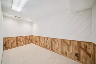 10234 Berkshire Rd, Bloomington, MN 55437 - Photo 20