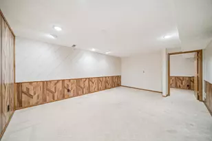 10234 Berkshire Rd, Bloomington, MN 55437 - Photo 18