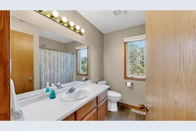 2114 Ponderosa Drive SW, Rochester, MN 55902 - Photo 32