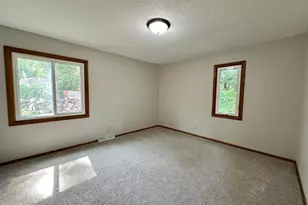 11900 Highland View Cir, Burnsville, MN 55337 - Photo 20