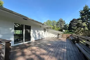 11900 Highland View Cir, Burnsville, MN 55337 - Photo 24