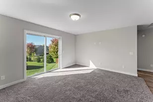 2140 Violet Ln, Faribault, MN 55021 - Photo 6