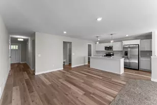 2140 Violet Ln, Faribault, MN 55021 - Photo 8