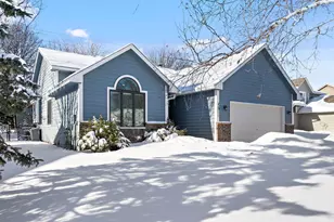4382 Braddock Trail, Eagan, MN 55123 - Photo 2