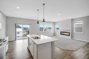 451 Murray Hl Wy, Waconia, MN 55387 - Photo 10