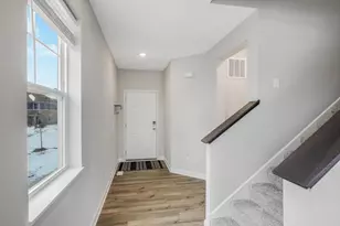 451 Murray Hl Wy, Waconia, MN 55387 - Photo 10