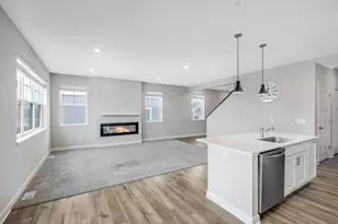 451 Murray Hl Wy, Waconia, MN 55387 - Photo 12