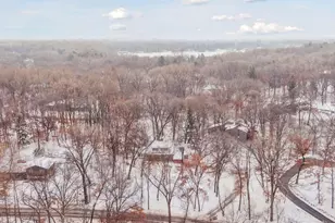 20 Spring Farm Ln, North Oaks, MN 55127 - Photo 4