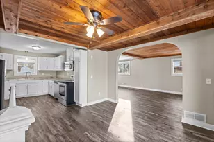 520 Barrett St S, Winsted, MN 55395 - Photo 10