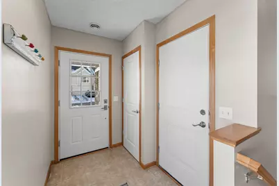 15359 Foster Drive N, Hugo, MN 55038 - Photo 4