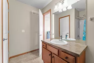 15359 Foster Dr N, Hugo, MN 55038 - Photo 18