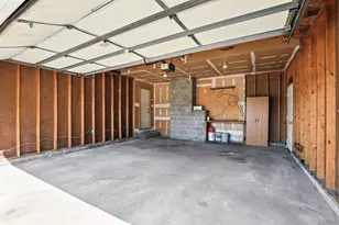 2515 Royals Dr, Hopkins, MN 55305 - Photo 30