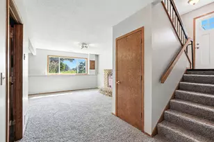 2515 Royals Dr, Hopkins, MN 55305 - Photo 4