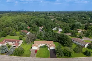 2515 Royals Dr, Hopkins, MN 55305 - Photo 6