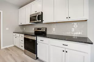 4093 Isaac Ct, Vadnais Heights, MN 55127 - Photo 14