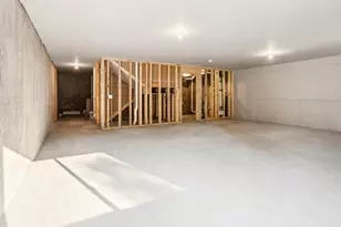 4093 Isaac Ct, Vadnais Heights, MN 55127 - Photo 34