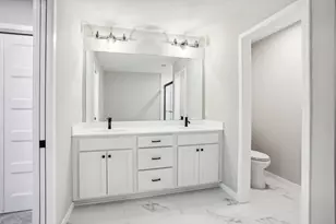 4093 Isaac Ct, Vadnais Heights, MN 55127 - Photo 24