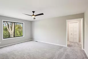 4093 Isaac Ct, Vadnais Heights, MN 55127 - Photo 20