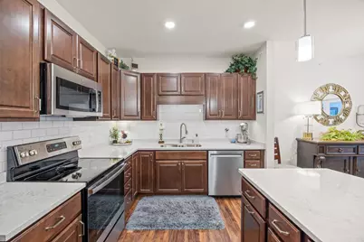 1948 W Wayzata Boulevard #203, Long Lake, MN 55356 - Photo 4