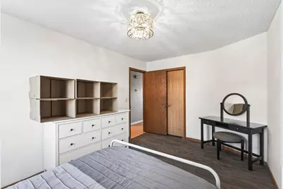 2840 Henslow Avenue N, Oakdale, MN 55128 - Photo 12