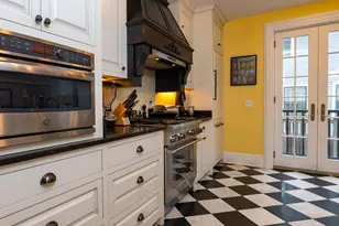 846 Lincoln Ave, Saint Paul, MN 55105 - Photo 8