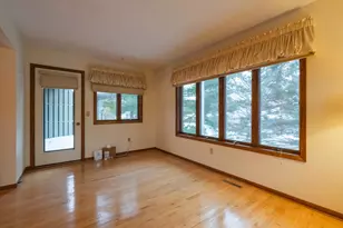 614 Meldahl Ln, Northfield, MN 55057 - Photo 8