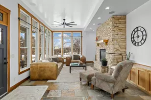 3248 Crestmoor Dr, Woodbury, MN 55125 - Photo 4