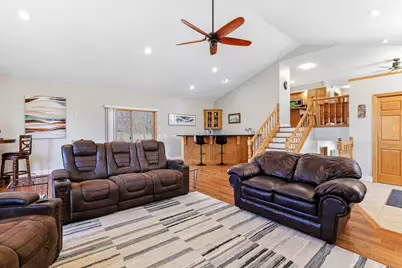 576 Burr Oak Lane, Hudson, WI 54016 - Photo 4